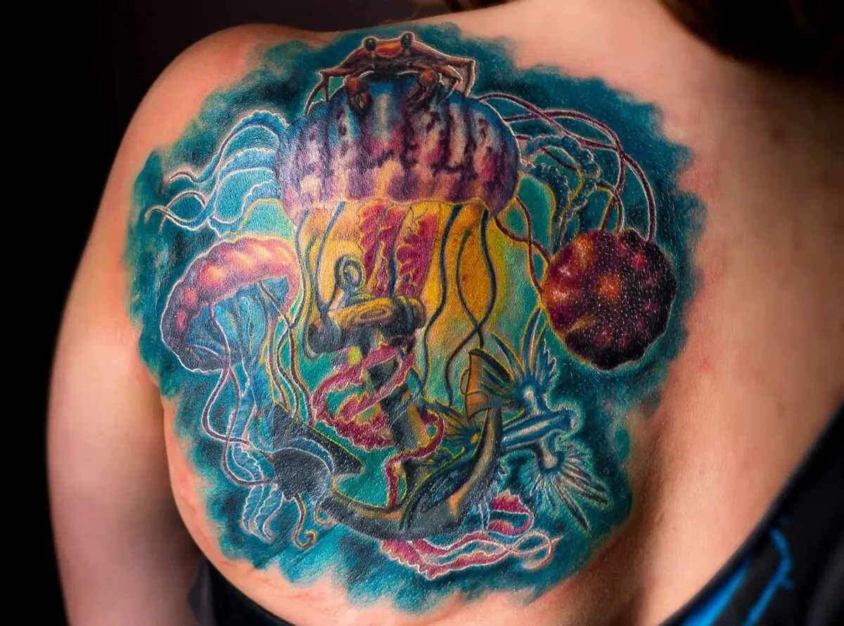 Black Bee Tattoo - Spokane Tattoo